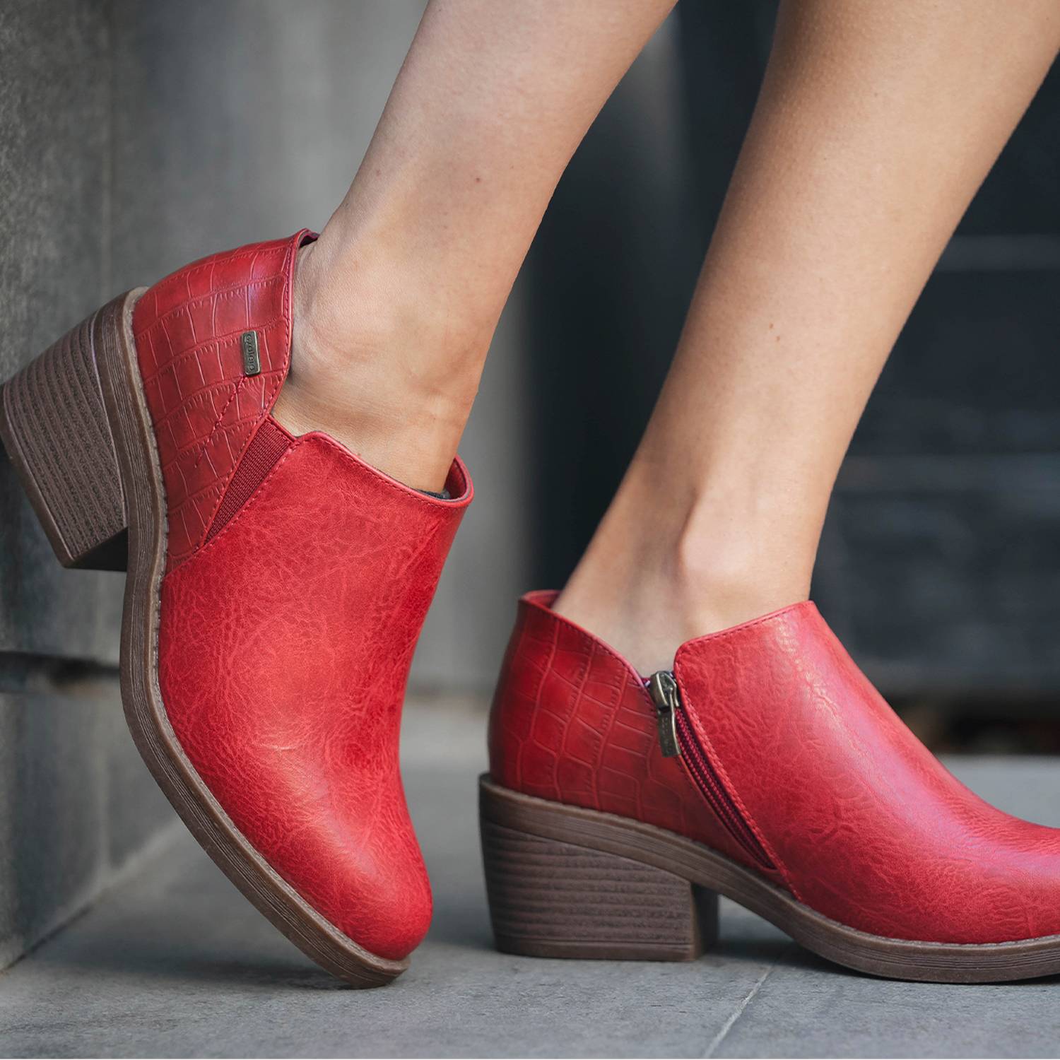 Botín Mujer Kaia Rojo Azaleia