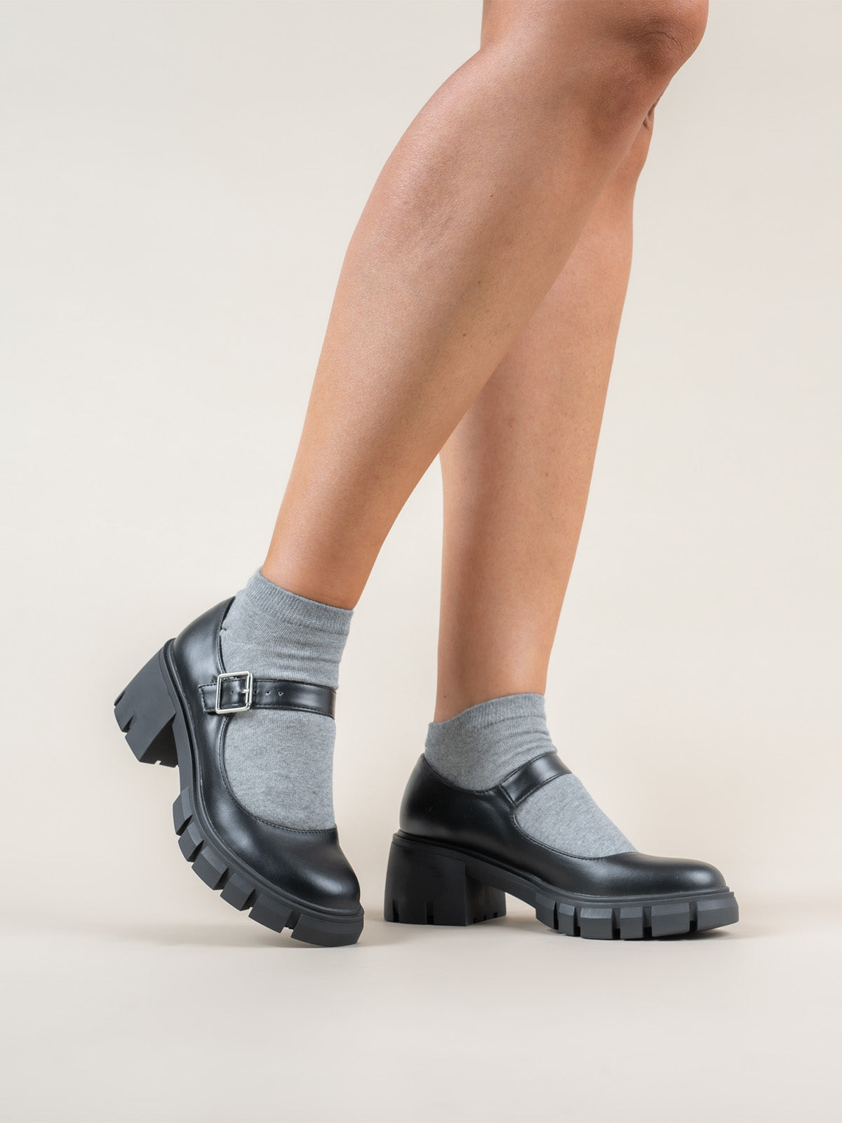 Zapato Mujer Anisse Negro Azaleia
