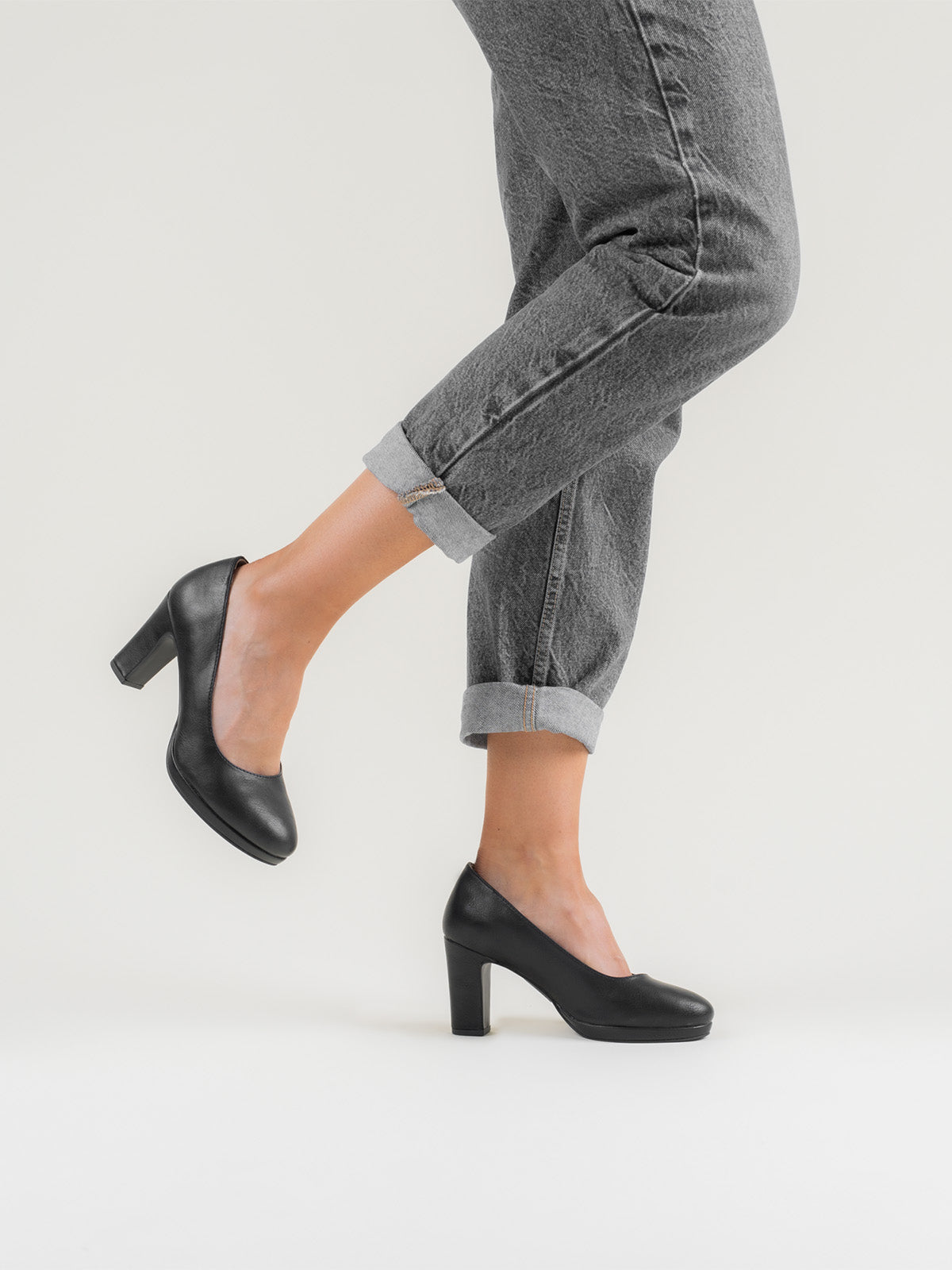 Zapato Mujer Africa 2 Negro Azaleia