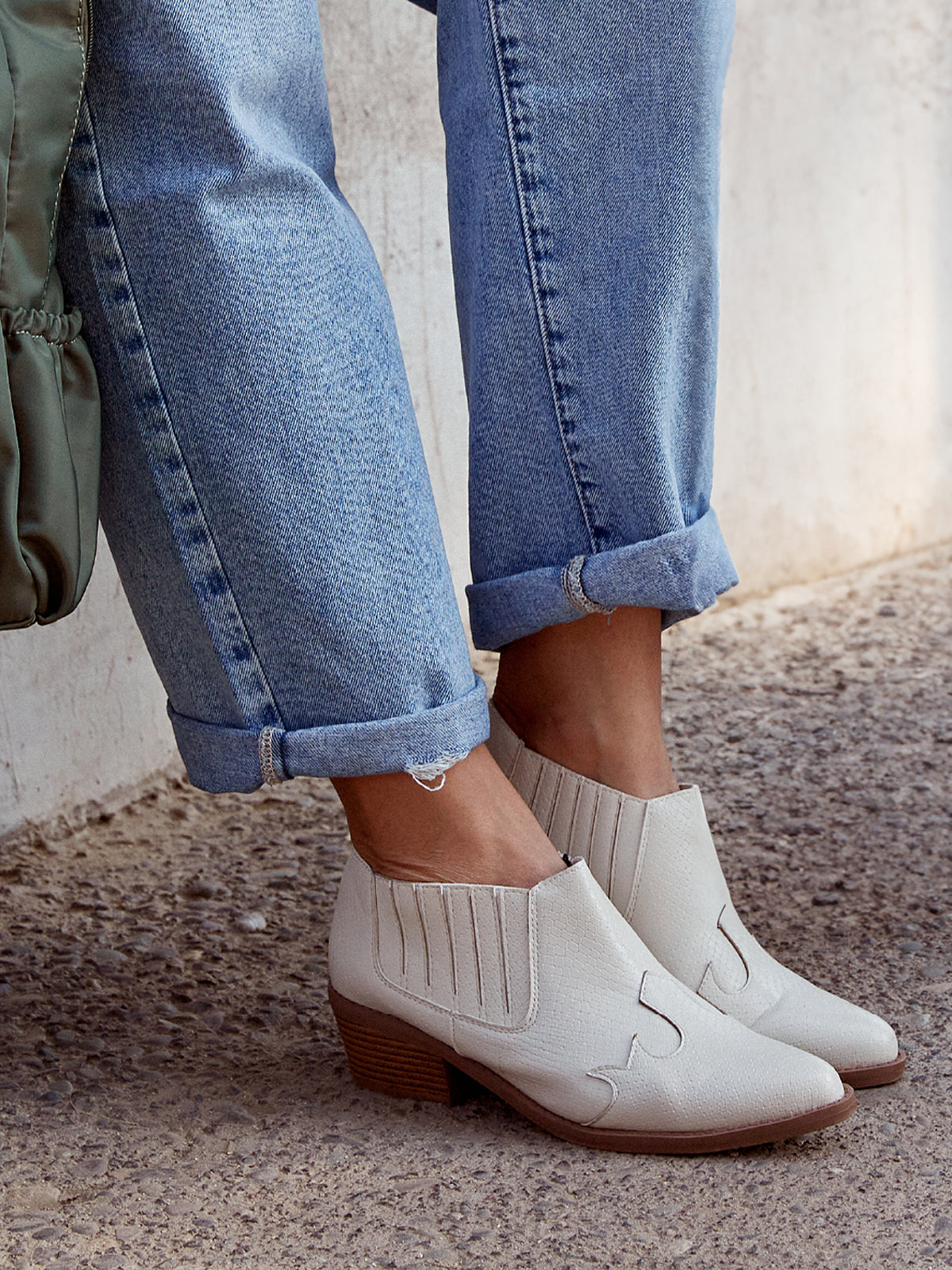 Botín Mujer Joale Ostra Azaleia