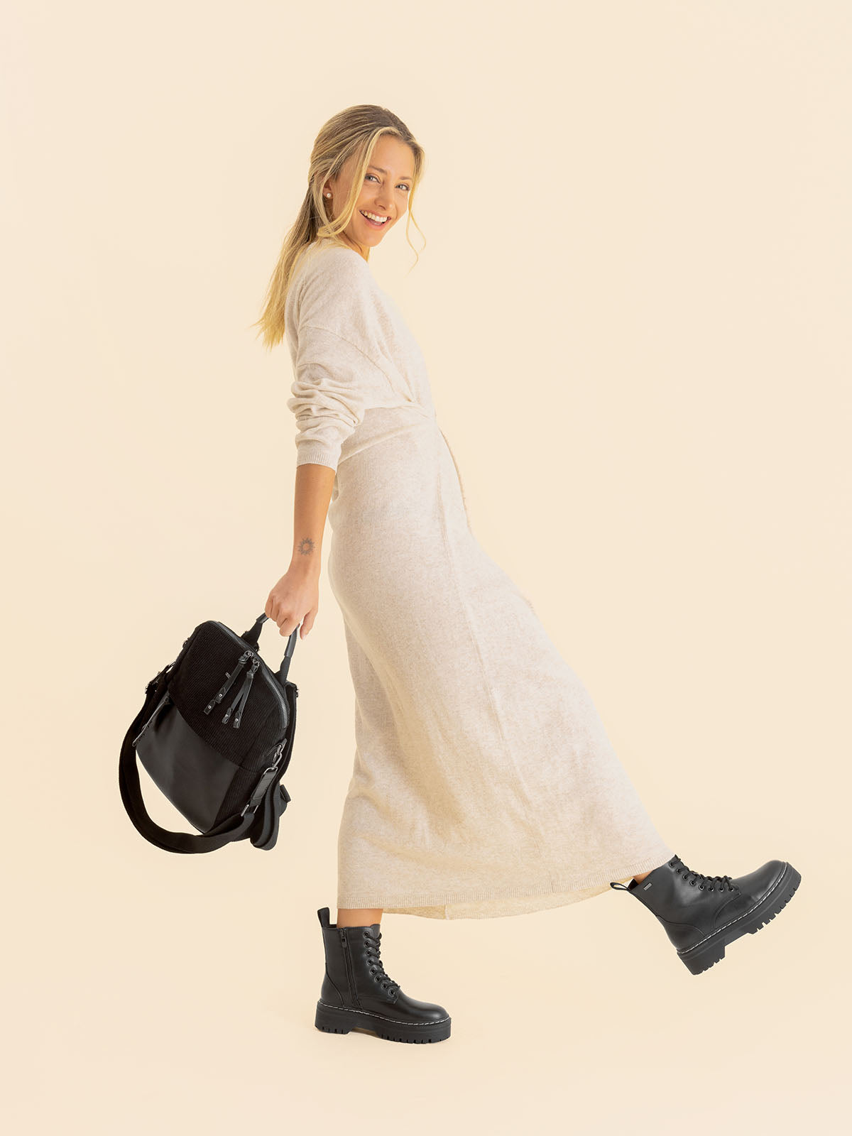 Botín Mujer Greta Negro Azaleia