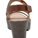 Sandalia Mujer Hailey Cognac Azaleia