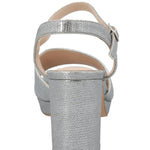 Sandalia Mujer Juani Plateado Azaleia