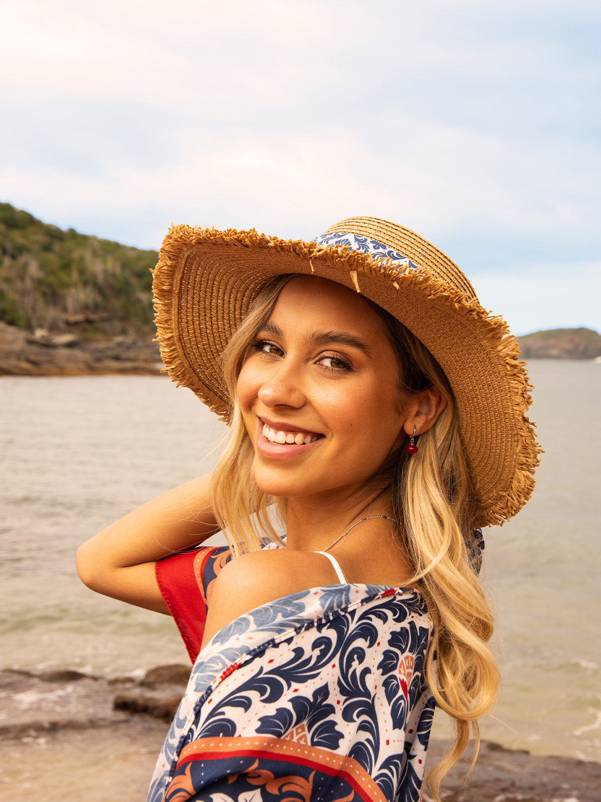 Gorro Mujer Az Hat Margareth Café Azaleia