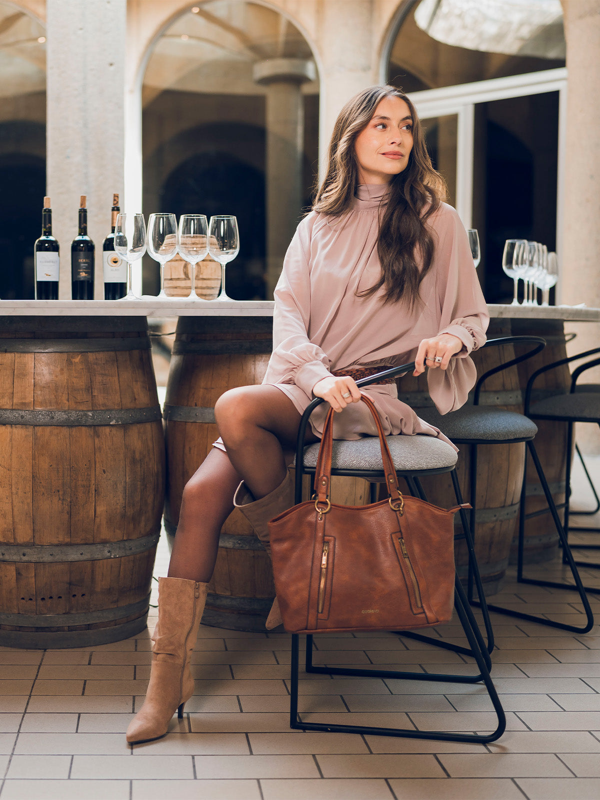 Cartera Mujer Ilka Tote Café Azaleia