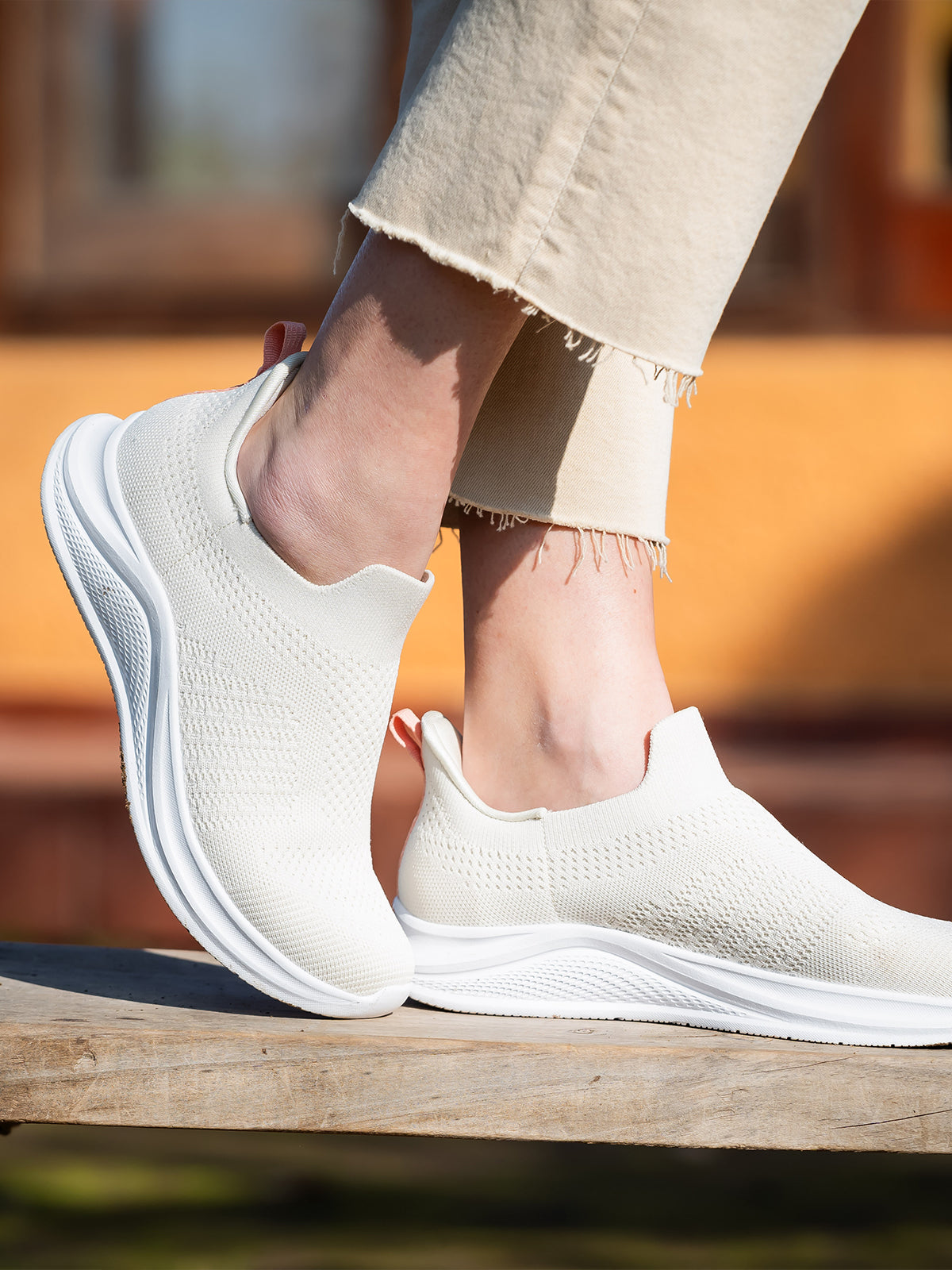 Zapatilla Mujer Battista Beige Azaleia