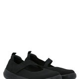 Zapatilla Mujer Dafna Negro Azaleia