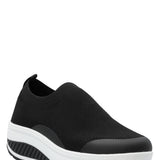 Zapatilla Mujer Azalea Negro Azaleia