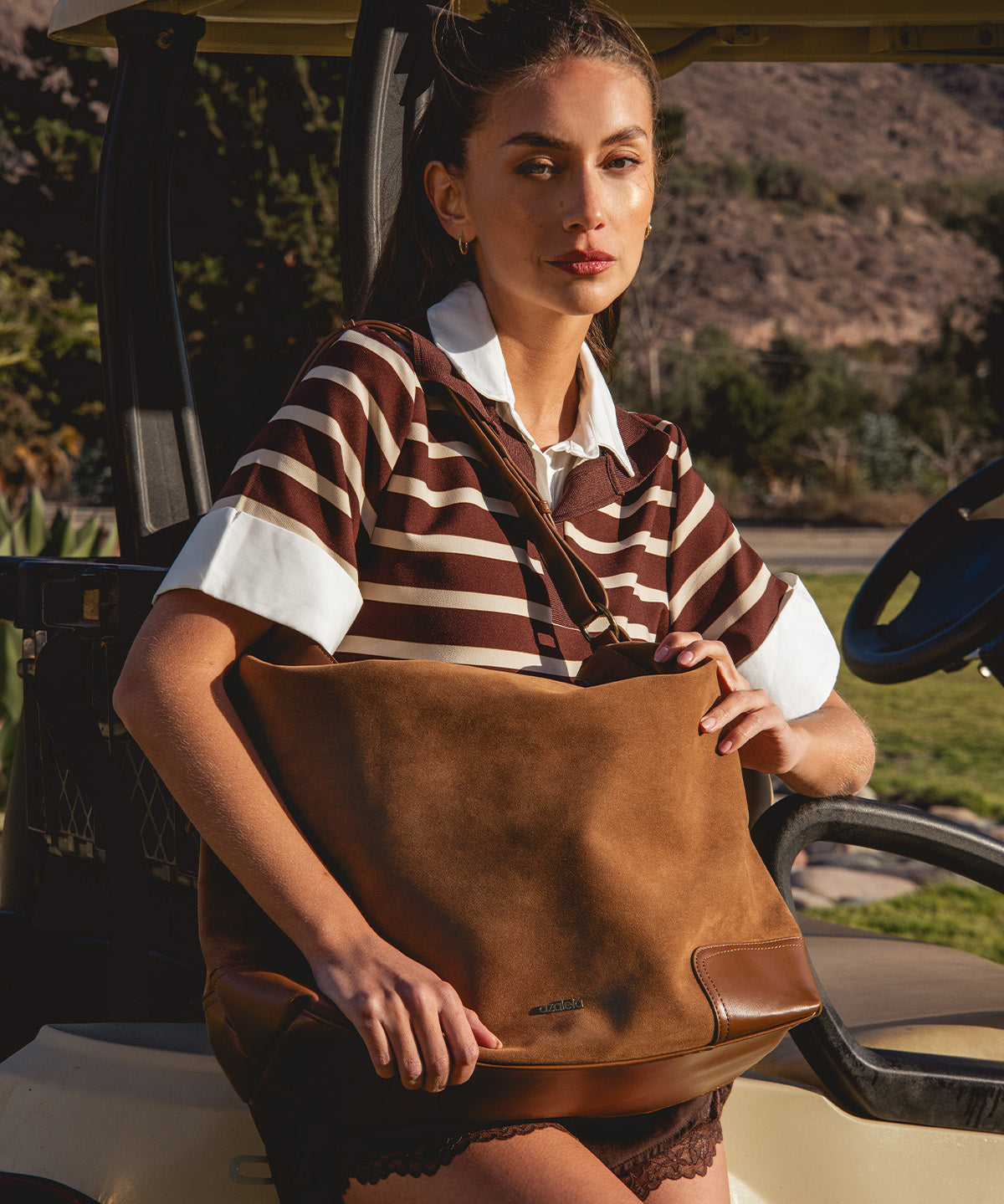 Cartera Mujer Amanda Hobo  Azaleia