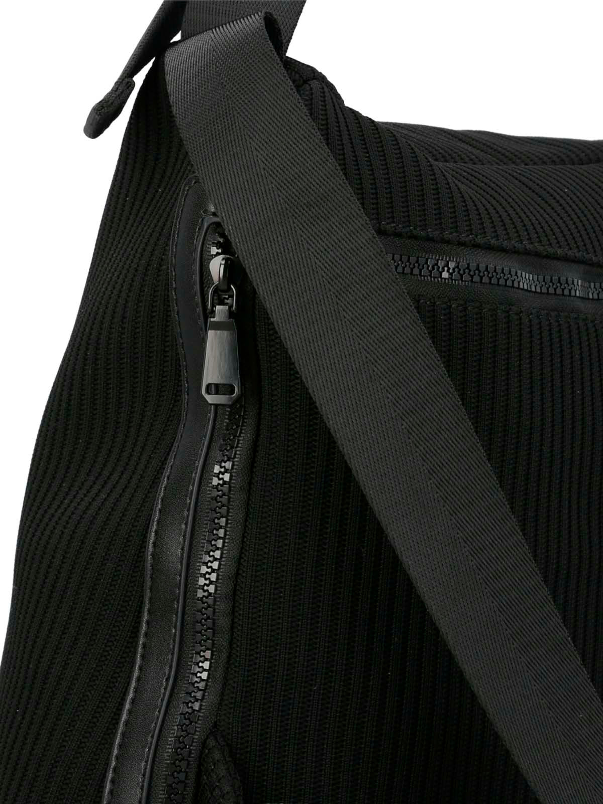 Cartera convertible Mujer Darma Bag Negro Azaleia