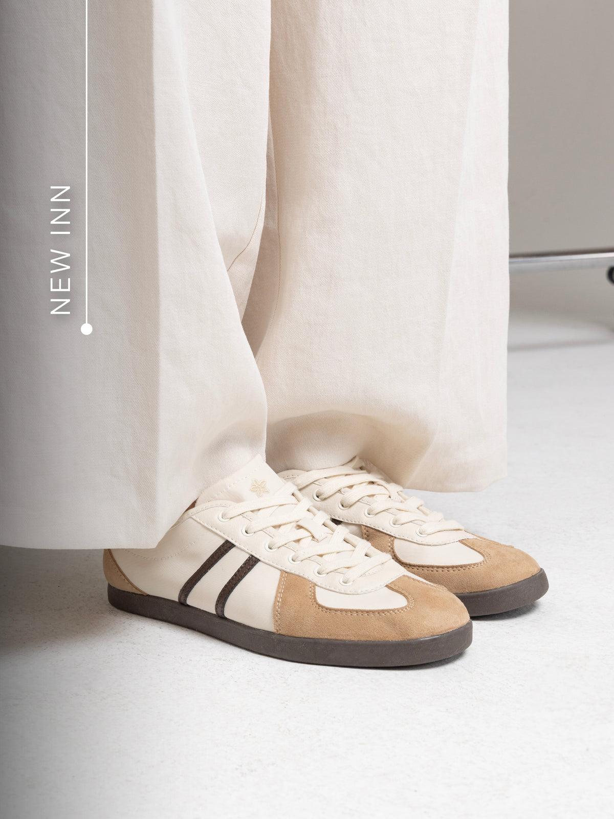 <p>ZAPATILLAS</p>